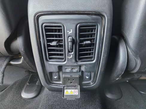 Used 2020 Dodge Durango R/T w/ Blacktop Package RWD image 30