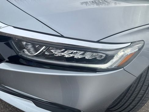 Used 2022 Honda Accord LX image 34