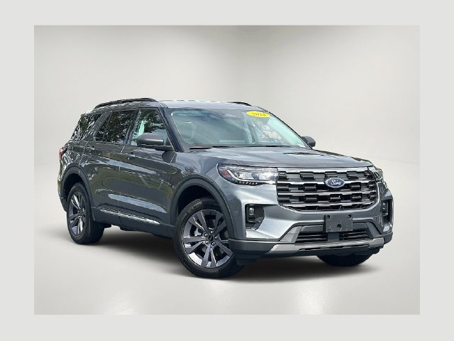 Used 2025 Ford Explorer Active w/ Active Comfort Package AWD/4WD image 1