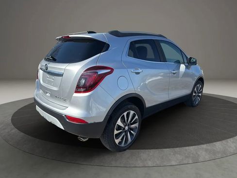 Used 2018 Buick Encore Essence AWD/4WD image 5