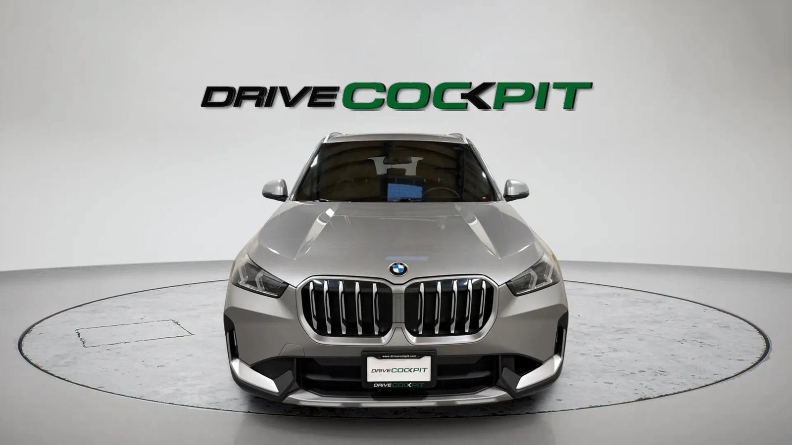Used 2023 BMW X1 xDrive28i w/ Convenience Package AWD/4WD image 2