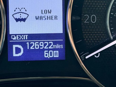 Used 2019 Nissan Armada SL w/ Premium Package image 10