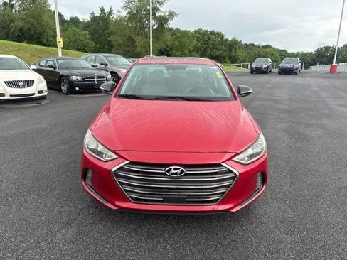 Used 2017 Hyundai Elantra Limited w/ Limited Ultimate Package 05 FWD image 3