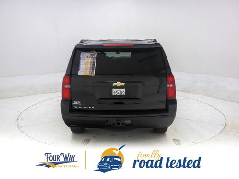 Used 2016 Chevrolet Suburban 3500 LS w/ Driver Alert Package image 5