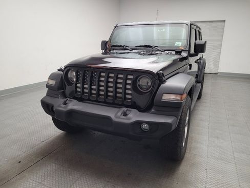 Used 2019 Jeep Wrangler Unlimited Sport S AWD/4WD image 15