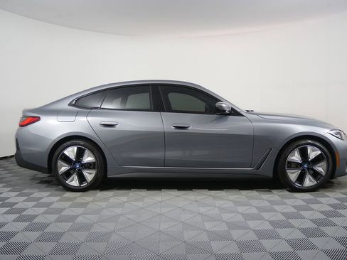 Used 2023 BMW i4 eDrive35 image 2