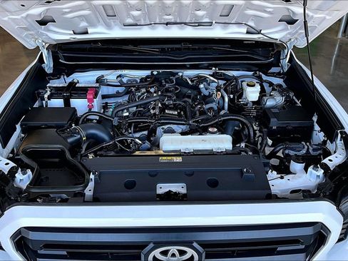 Used 2024 Toyota Tacoma SR5 RWD image 30