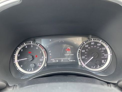 Certified 2023 Toyota Highlander XLE image 32