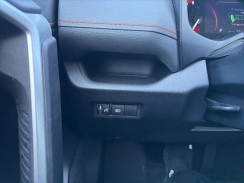 Used 2022 Toyota RAV4 Adventure image 18