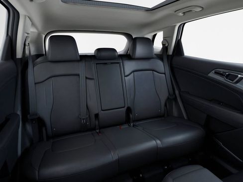 New 2026 Kia Sportage EX image 16