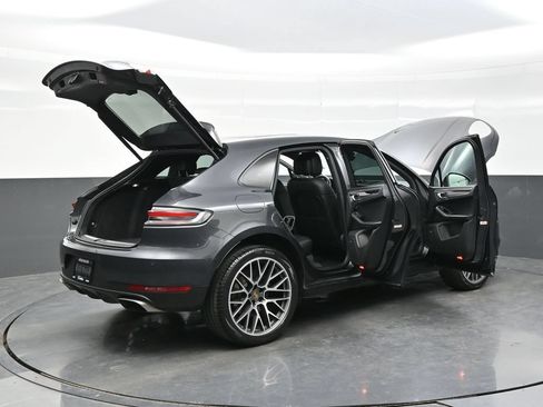 Used 2020 Porsche Macan AWD/4WD image 44