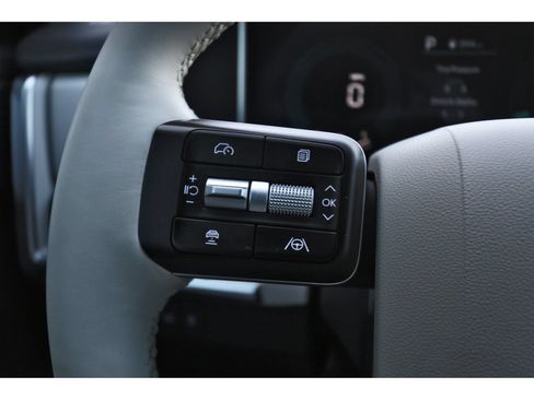 Certified 2026 Hyundai Santa Fe SEL FWD image 17