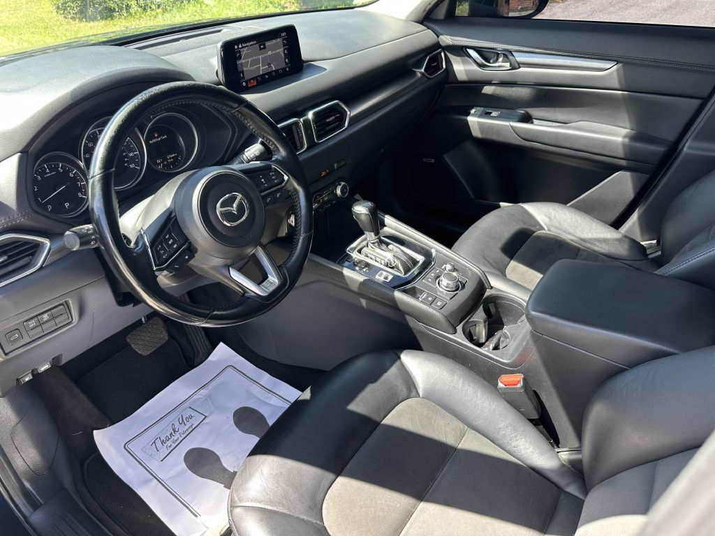 Used 2018 MAZDA CX-5 Touring w/ Preferred Equipment Package FWD image 8