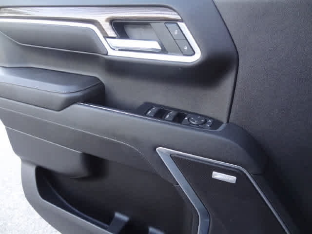 Used 2023 Chevrolet Silverado 1500 RST AWD/4WD image 14