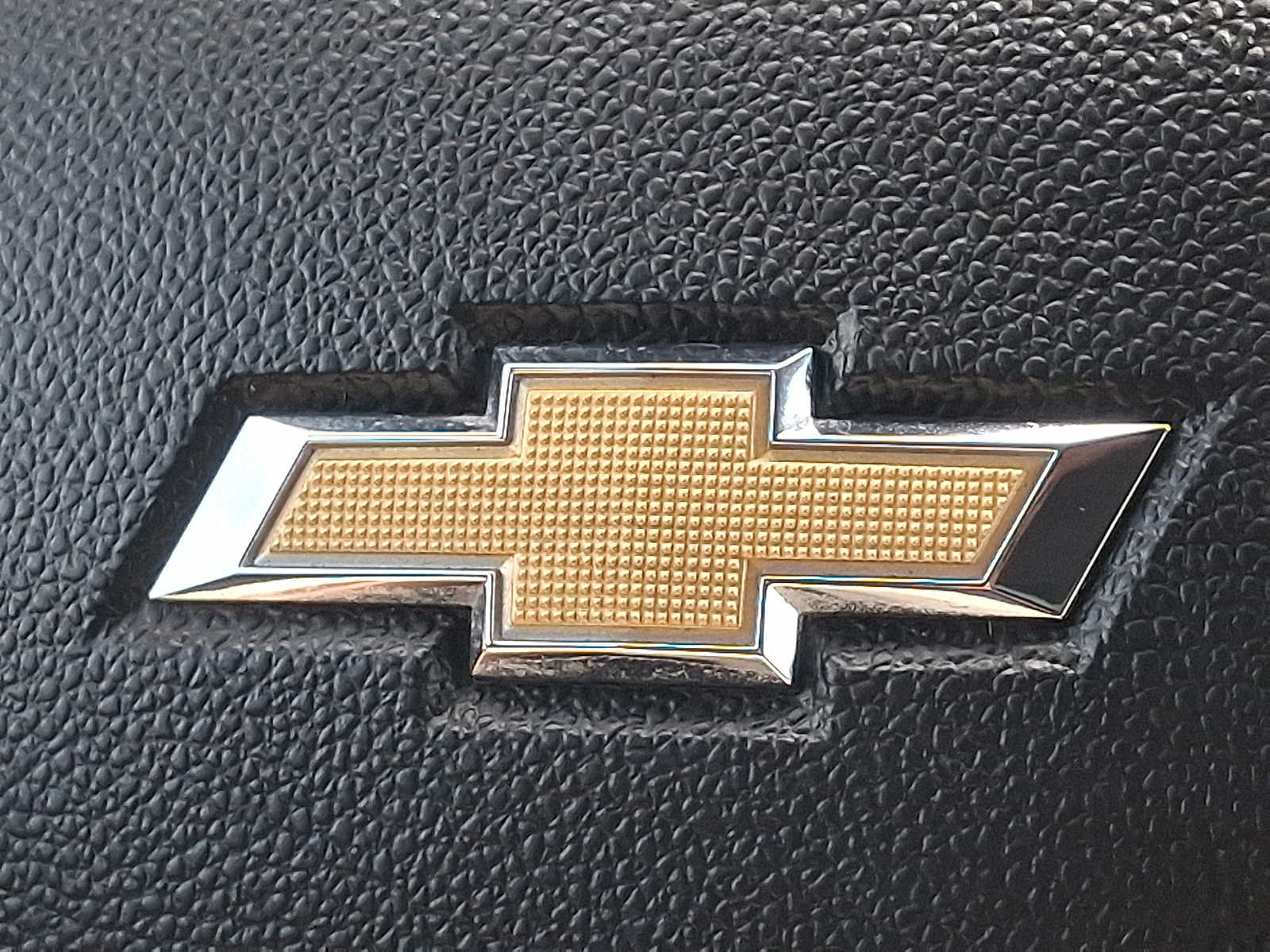 Used 2024 Chevrolet Trax LS FWD image 30