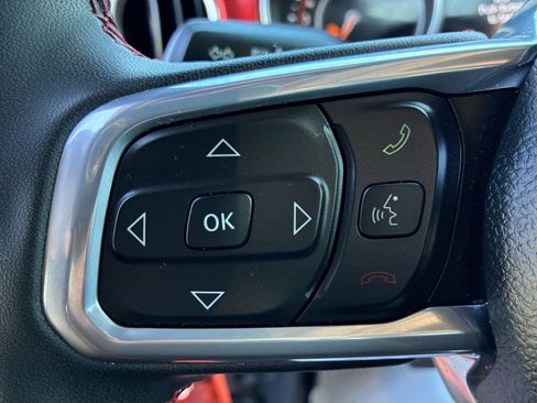 Used 2023 Jeep Gladiator Rubicon w/ LED Lighting Group AWD/4WD image 23