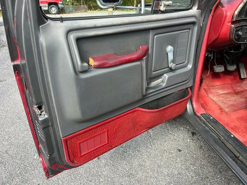 Used 1991 Ford F450 2WD Regular Cab Super Duty image 21