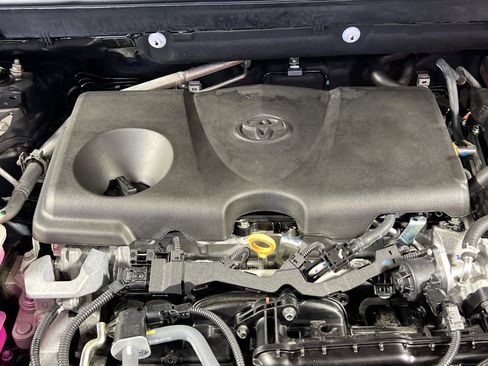 Used 2025 Toyota RAV4 LE image 29