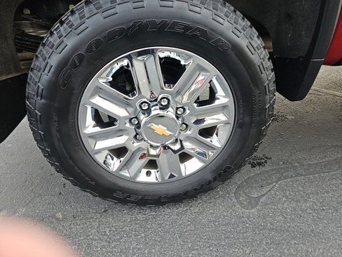 Used 2024 Chevrolet Silverado 3500 High Country image 78