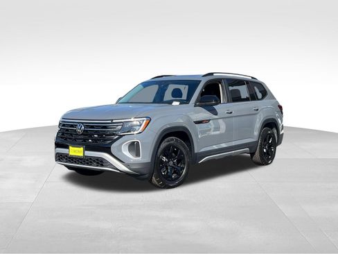 New 2026 Volkswagen Atlas Peak Edition AWD/4WD image 1