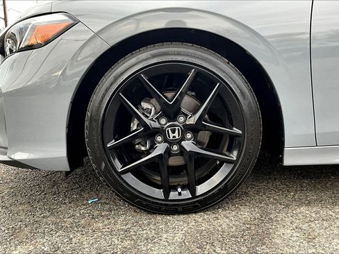 Certified 2025 Honda Civic Sport image 8