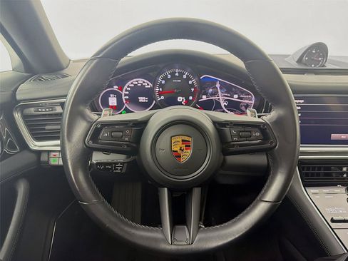 Used 2023 Porsche Panamera 4S image 11