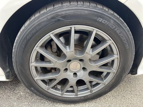 Used 2014 Mercedes-Benz E 350 Sedan image 8