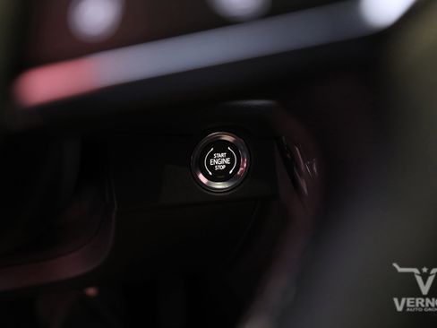 New 2026 Chevrolet Traverse LT image 24