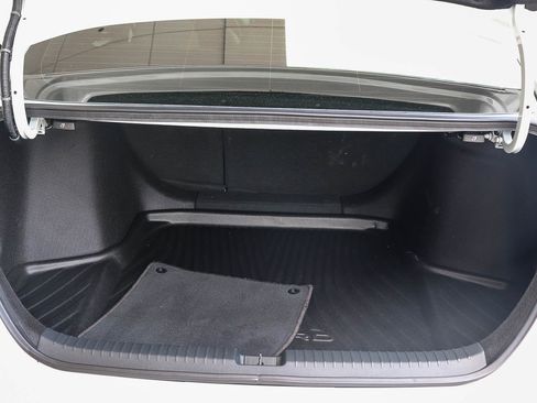 Used 2024 Honda Accord EX-L image 31