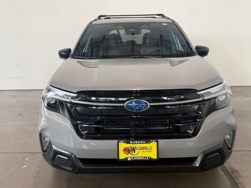 Used 2025 Subaru Forester Touring w/ Touring Package AWD/4WD image 4