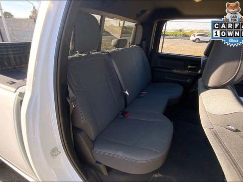 Used 2024 RAM 2500 Tradesman w/ Chrome Appearance Group image 26