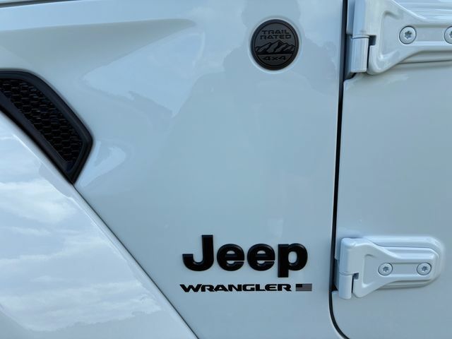 New 2026 Jeep Wrangler Unlimited Sahara AWD/4WD image 40