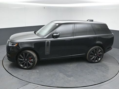 Used 2025 Land Rover Range Rover SV AWD/4WD image 48