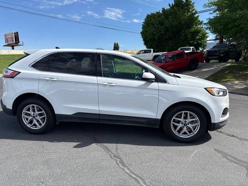 Used 2021 Ford Edge SEL w/ Cargo Accessory Package AWD/4WD image 2
