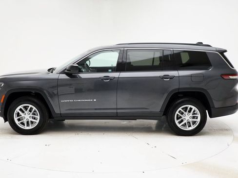Used 2025 Jeep Grand Cherokee L Laredo image 5