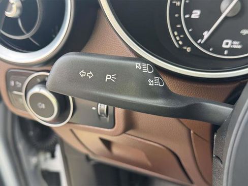 Used 2020 Alfa Romeo Stelvio Ti w/ Active Blind Spot Package image 22