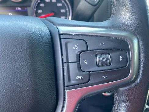 Used 2022 Chevrolet Silverado 1500 LT Trail Boss w/ Bed Protection Package AWD/4WD image 12