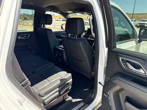 Used 2023 Chevrolet Tahoe LT AWD/4WD image 13