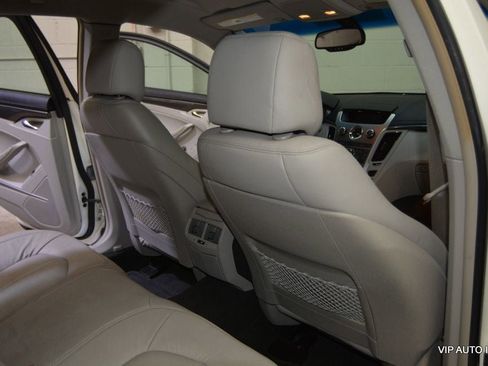 Used 2010 Cadillac CTS Wagon image 13