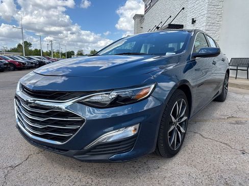 Used 2024 Chevrolet Malibu RS image 3