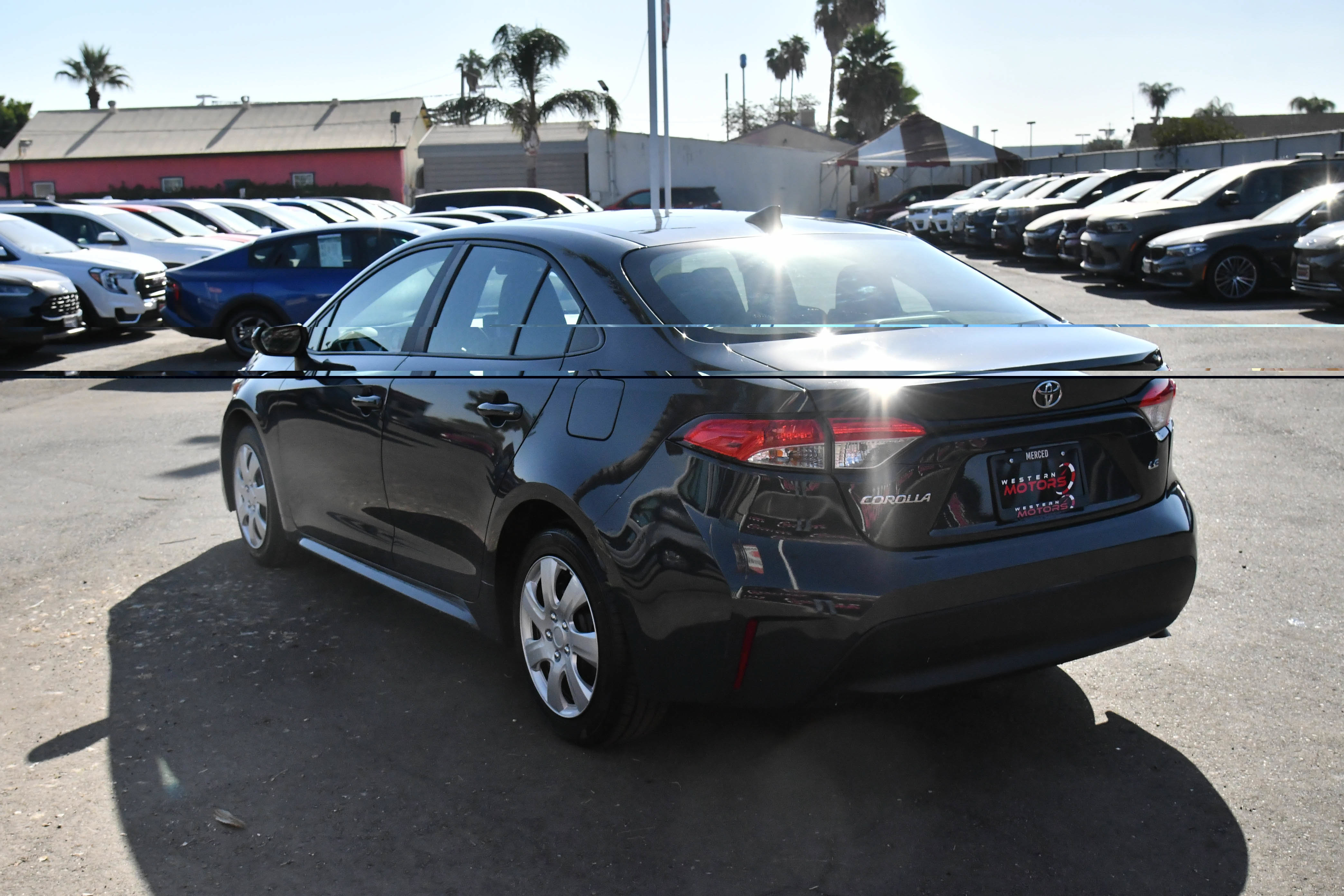 Used 2025 Toyota Corolla LE FWD image 6