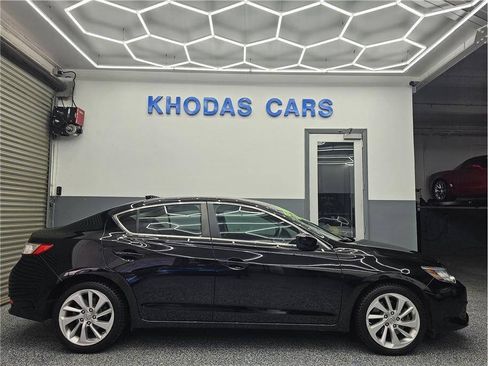 Used 2018 Acura ILX FWD image 5