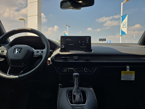 Certified 2026 Honda HR-V Sport image 23