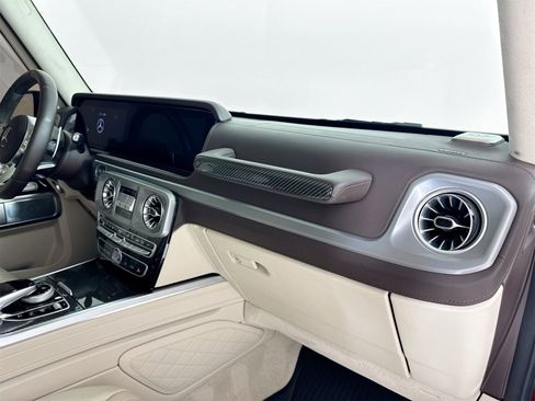Used 2022 Mercedes-Benz G 63 AMG 4MATIC image 32