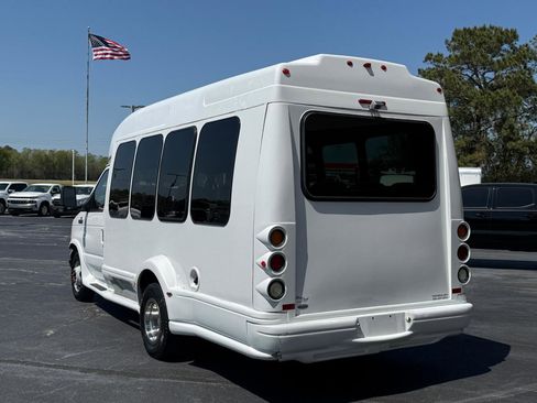 Used 2007 Ford E-350 and Econoline 350 Super Duty image 3