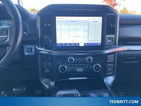 Certified 2022 Ford F150 Lariat w/ Equipment Group 502A High image 32