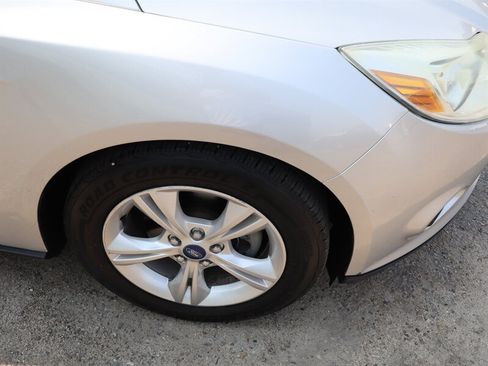 Used 2013 Ford Focus SE FWD image 26
