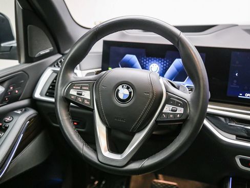 Used 2024 BMW X5 xDrive40i w/ Premium Package AWD/4WD image 16