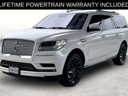 Used 2020 Lincoln Navigator L Reserve w/ Equipment Group 208A Reserve AWD/4WD image 11