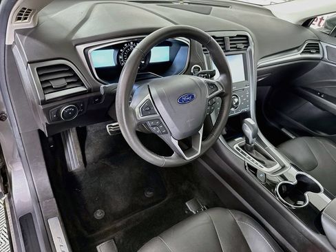 Used 2014 Ford Fusion Titanium FWD image 17